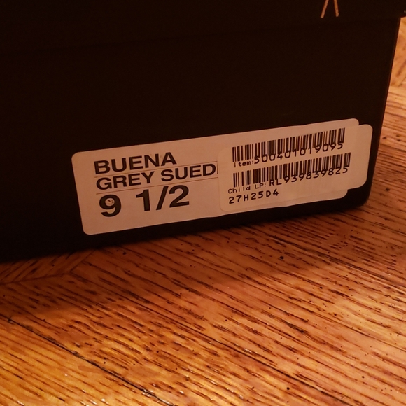 Grey Suede pumps - Picture 6 of 7